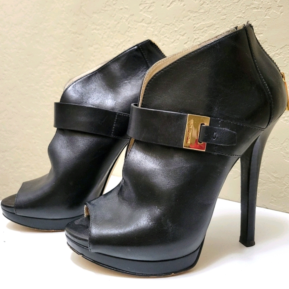 Michael Kors sandals